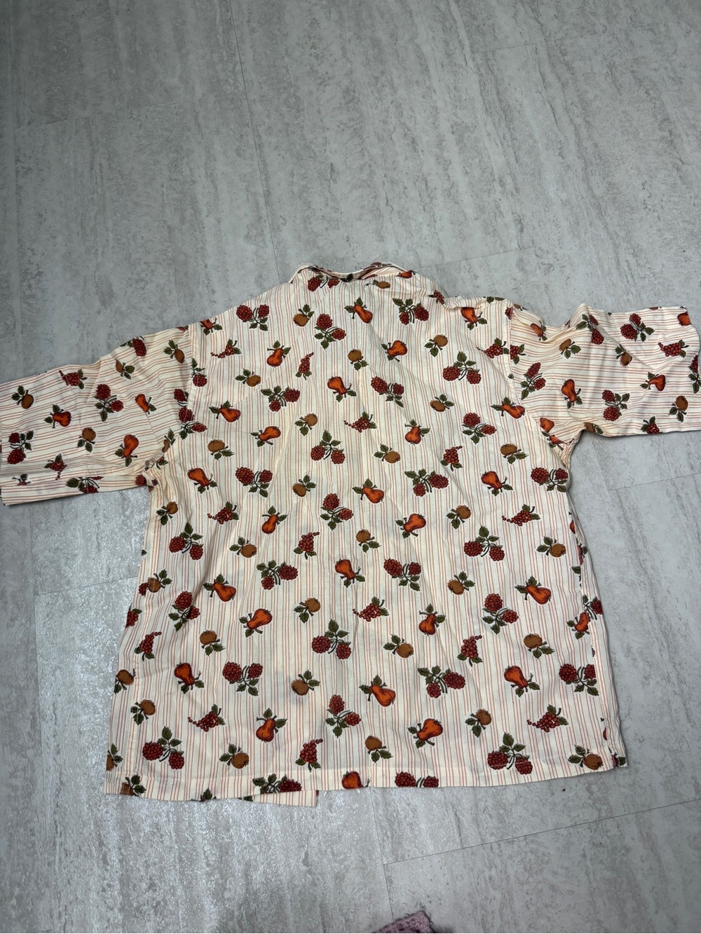 Vintage 90's shirt pears apples and grapes short sleeve button up shirt - Picture 8 of 10